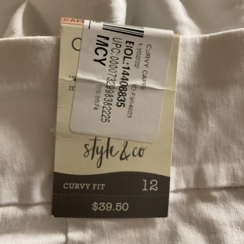 INC International Concepts white Flat Front Shorts‎ size 12 pull on - Picture 8 of 10